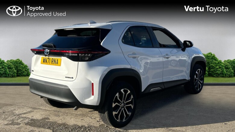 Toyota Yaris Cross 1.5 Hybrid Design 5dr CVT Hybrid Estate